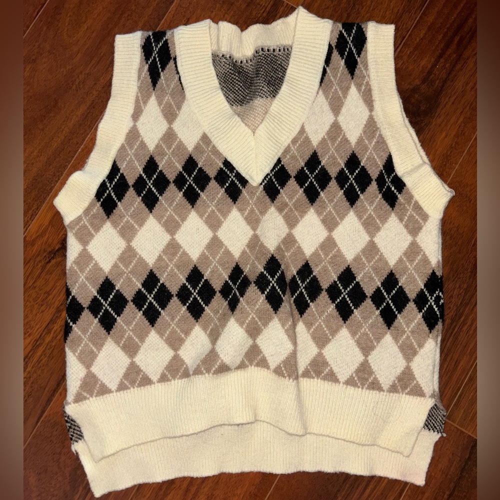 Sweater vest